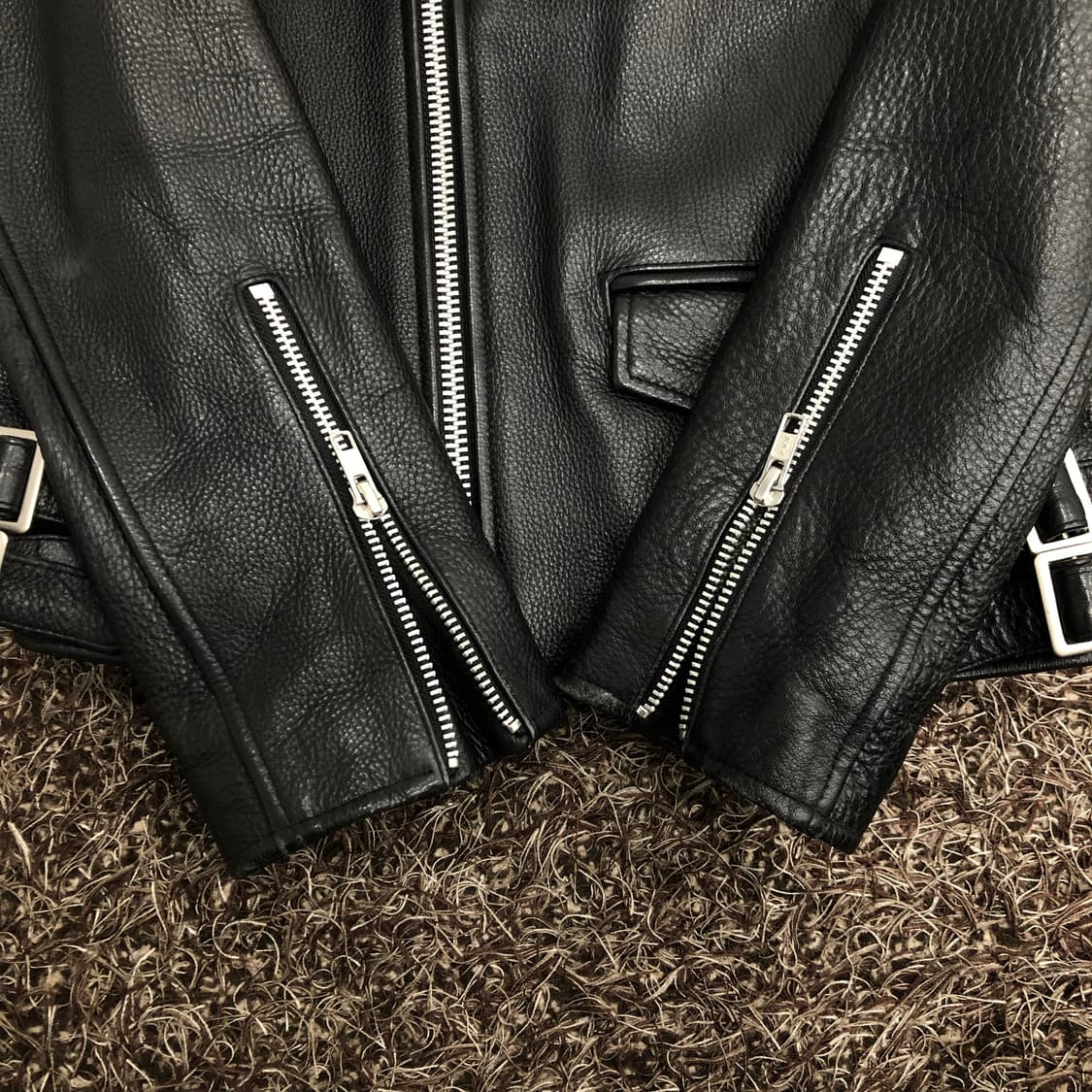 비바스튜디오 소가죽 라이더 레더 가죽 자켓 상품이미지3