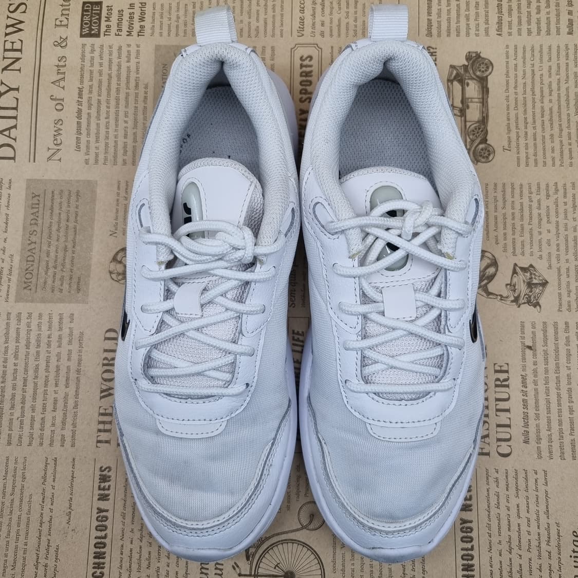 나이키 에어맥스 사이렌 여성 스니커즈230 상품이미지2