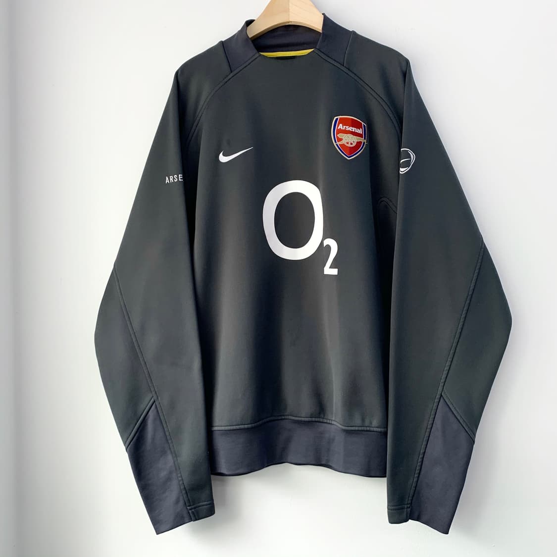 나이키 스우시 아스날 05/06 시즌 O2 써멀 탑 상품이미지3