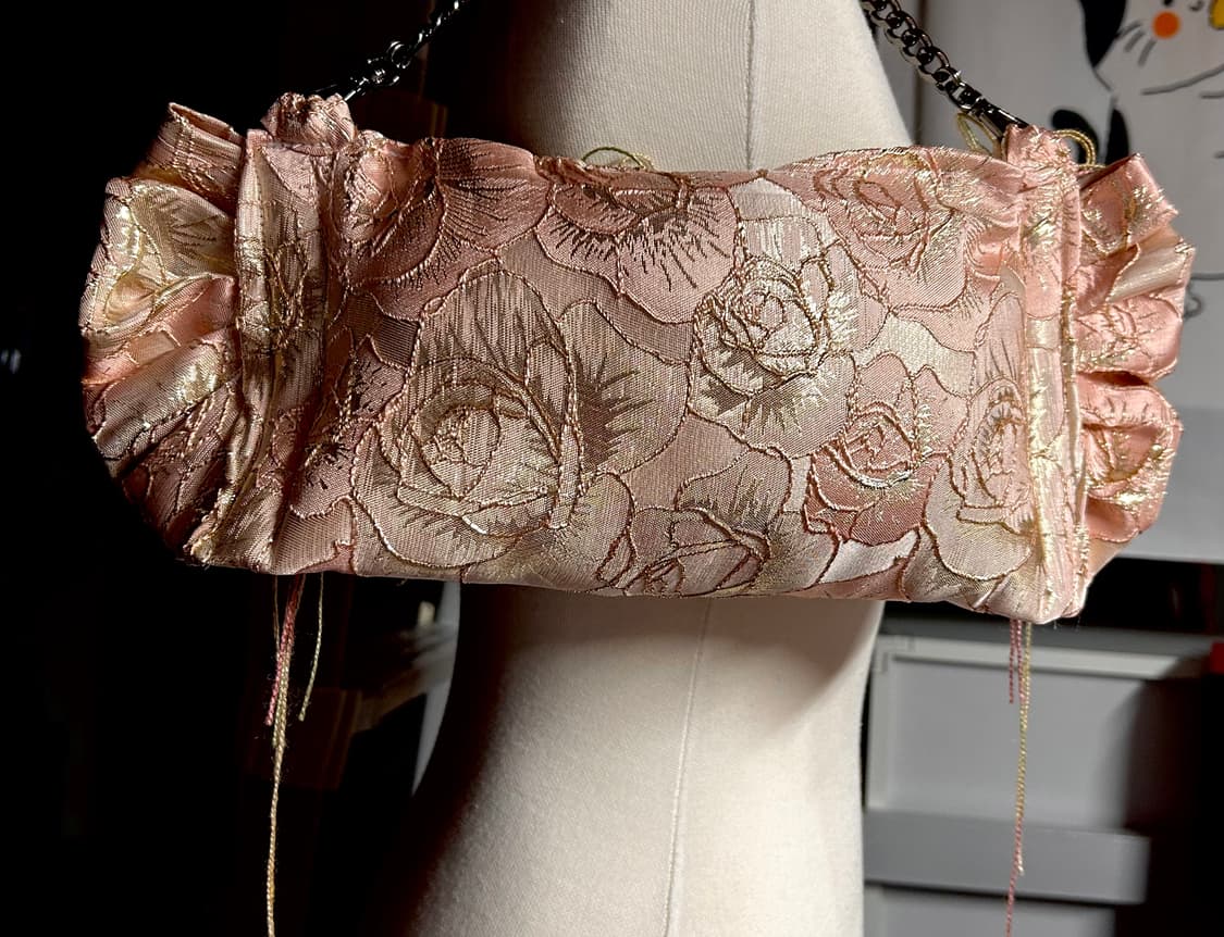 ･:*+. 핸드메이드 오리엔탈 그런지 플라워 단추 쿠션 가방 상품이미지6