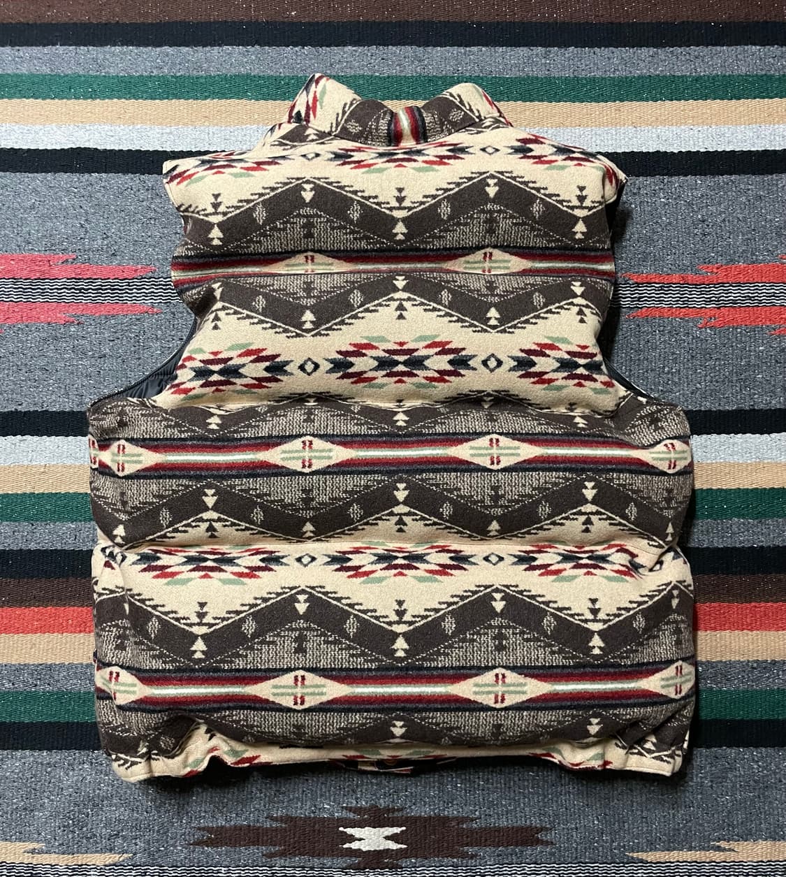 크레센트다운웍스 패딩 베스트 상품이미지5