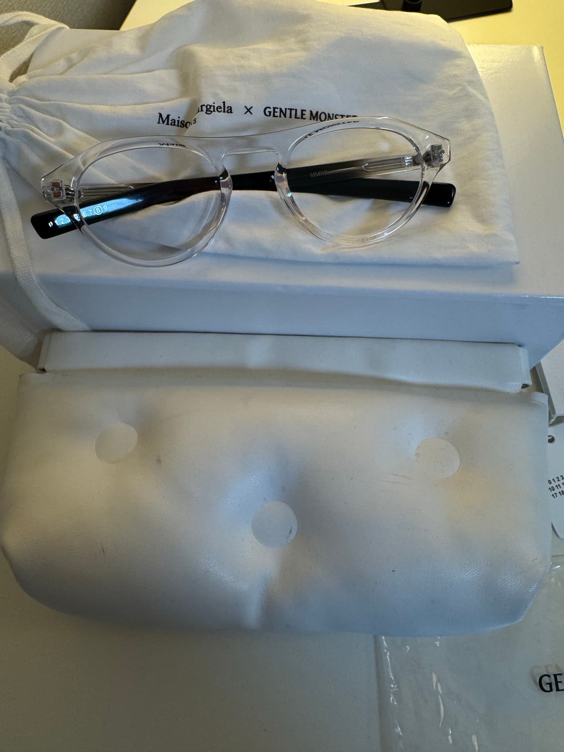 젠틀몬스터 x 마르지엘라 MM112 상품이미지9