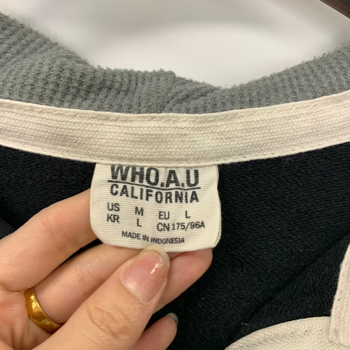 후아유 y2k 와투케 블랙 후드집업 상품이미지6