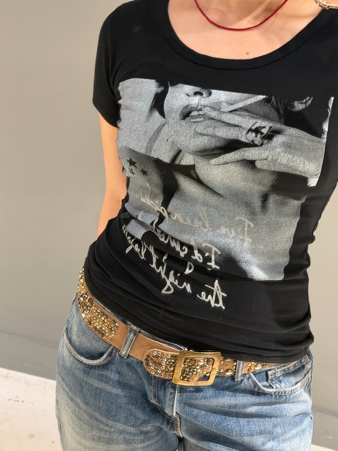 smoking girl printing tee  상품이미지3