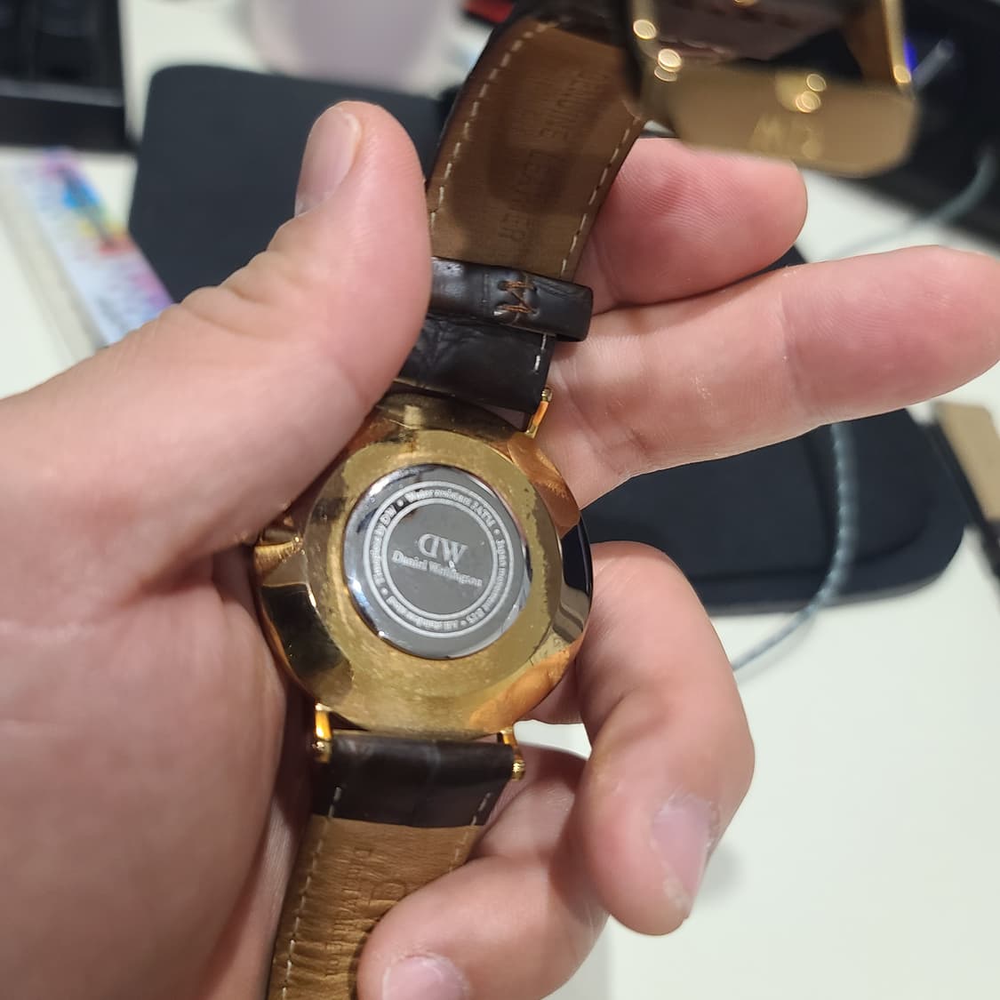 다니엘 웰링턴 남자싸이즈 상태a 박스풀셋 팝니다. 상품이미지2