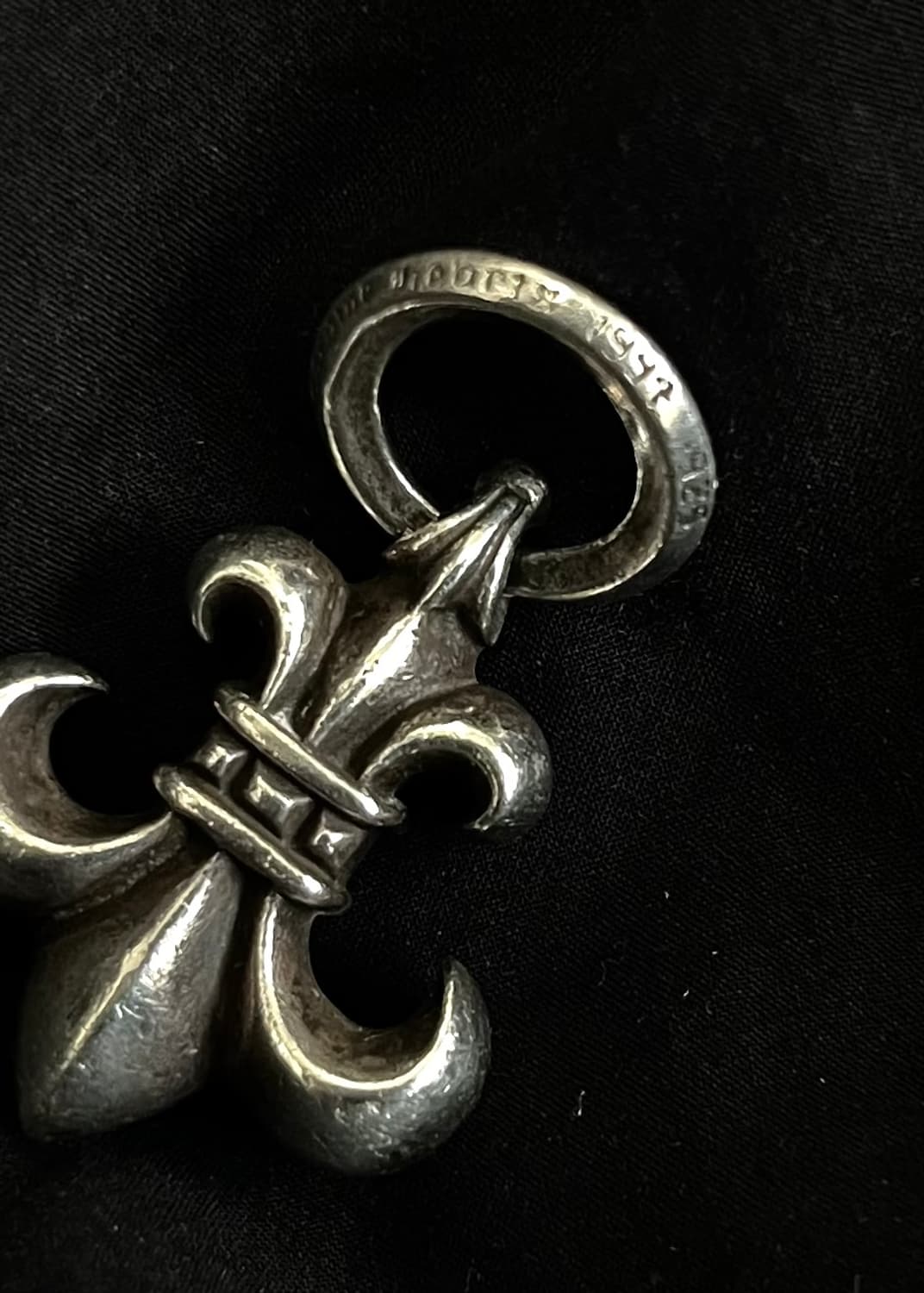 CHROME HEARTS BS FLEUR PENDANT (L SIZE) 상품이미지3