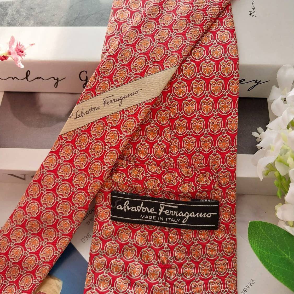 페라가모 실크 레드&오렌지 모티프 넥타이 9.9cm A+등급 K1570 상품이미지6