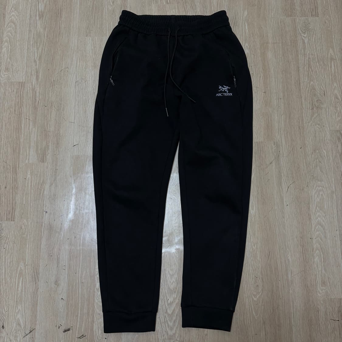 아크테릭스 로고 밴딩 조거팬츠 XL/105  상품이미지1