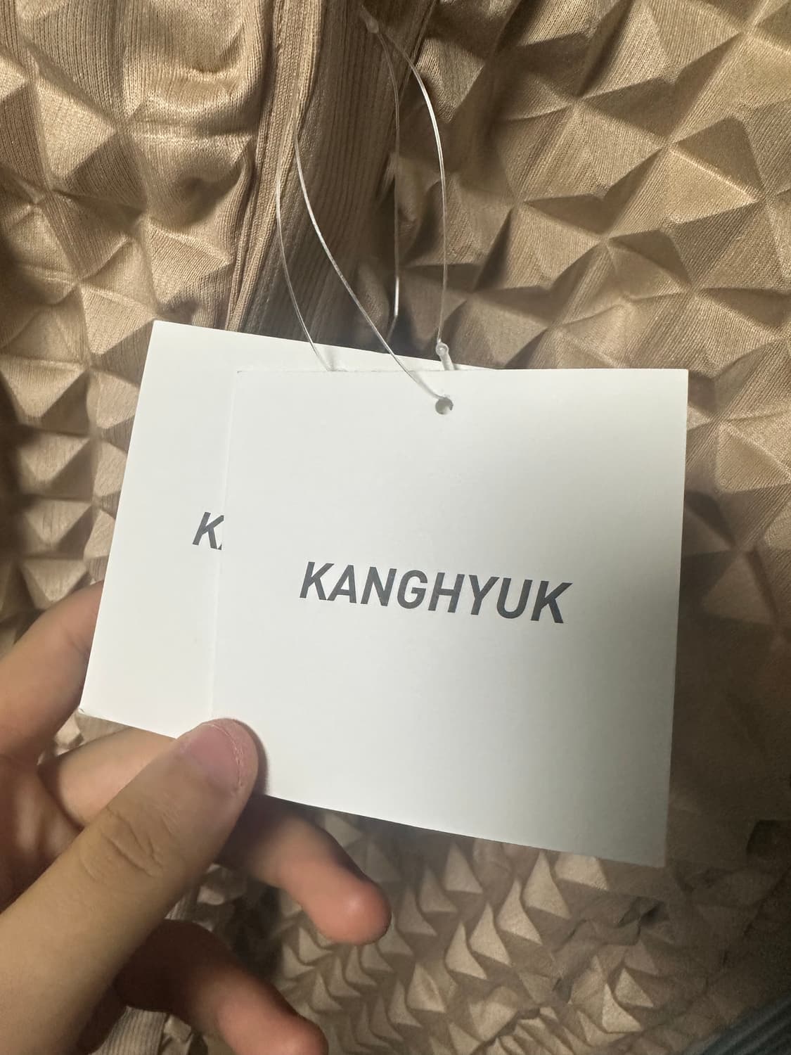 [새상품] 강혁 에어백 피라미드 가디건 L 상품이미지4