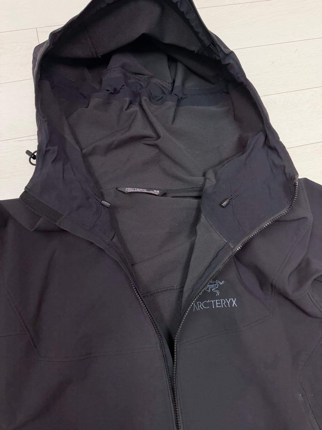 아크테릭스 감마 LT 후디 M 사이즈  크림 마지막 거래가가 50이고 이 상품이미지4