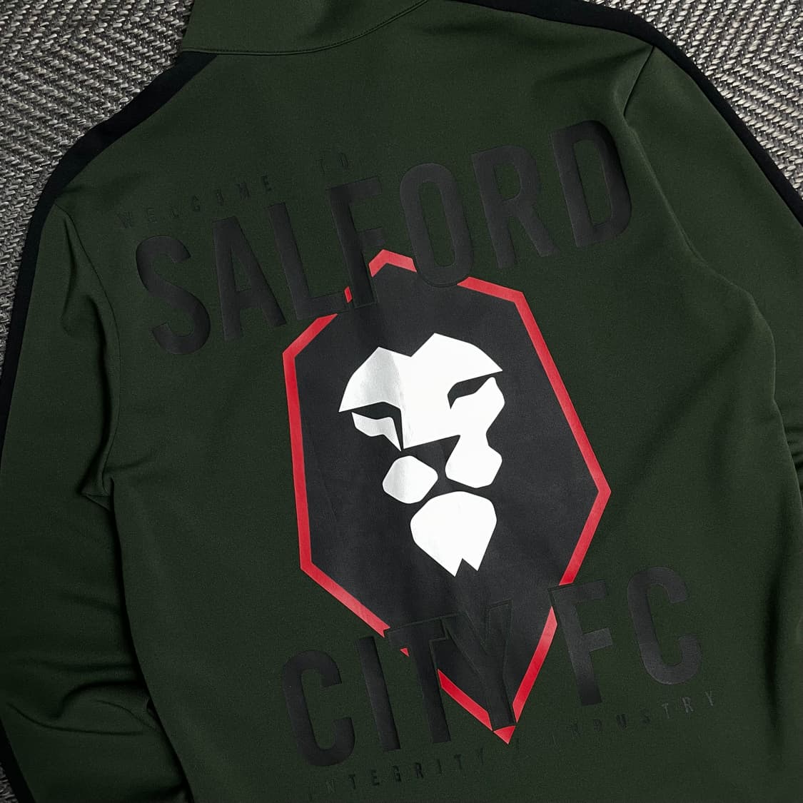 엄브로 솔퍼드 시티 빅로고 풋볼 트랙 자켓y 5183 상품이미지3