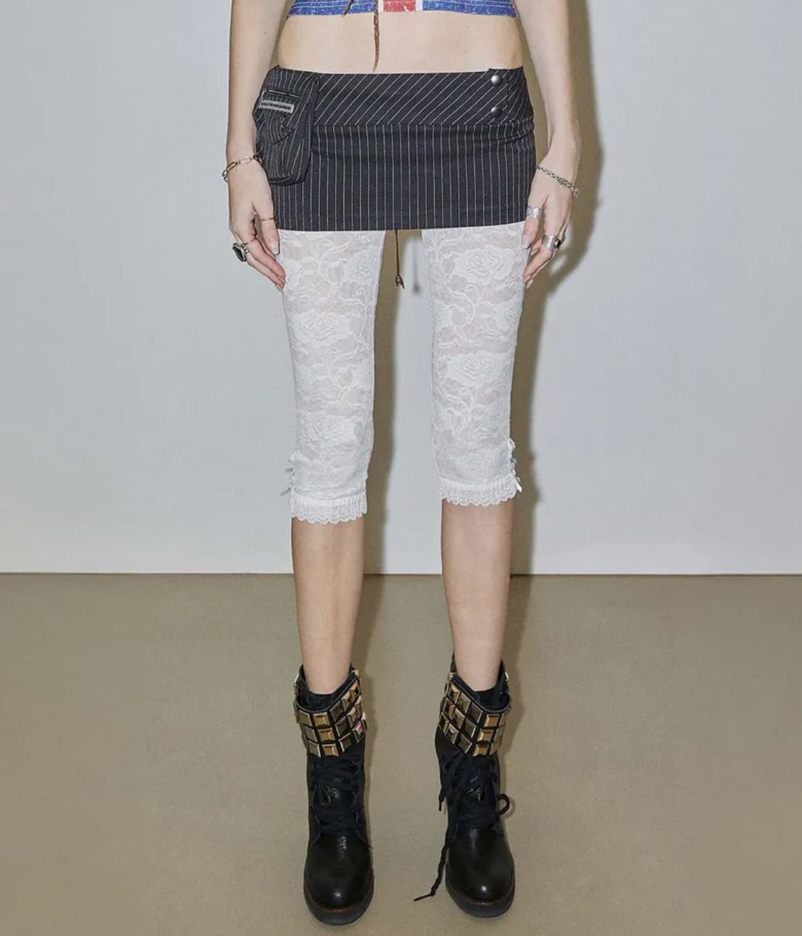 스컬프터 90s 레이스 레깅스 화이트 상품이미지1