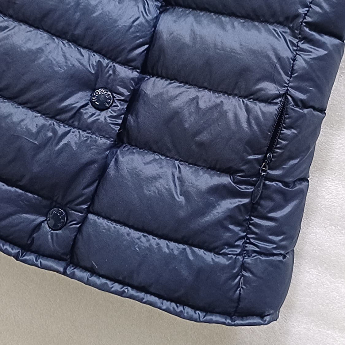 정품 몽클레어 키즈 여아 경량 다운 패딩 조끼 유아동 4A 사랑봉봉 상품이미지8