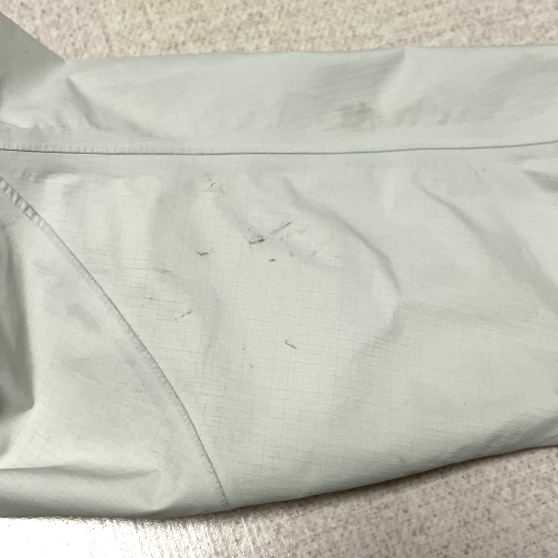 아크테릭스(Arcteryx) x 빔즈(Beams) 고어텍스 바람막이 상품이미지6