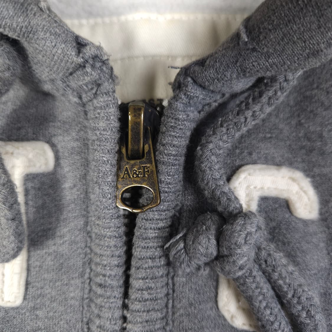 아베크롬비 데미지 후드집업  상품이미지3