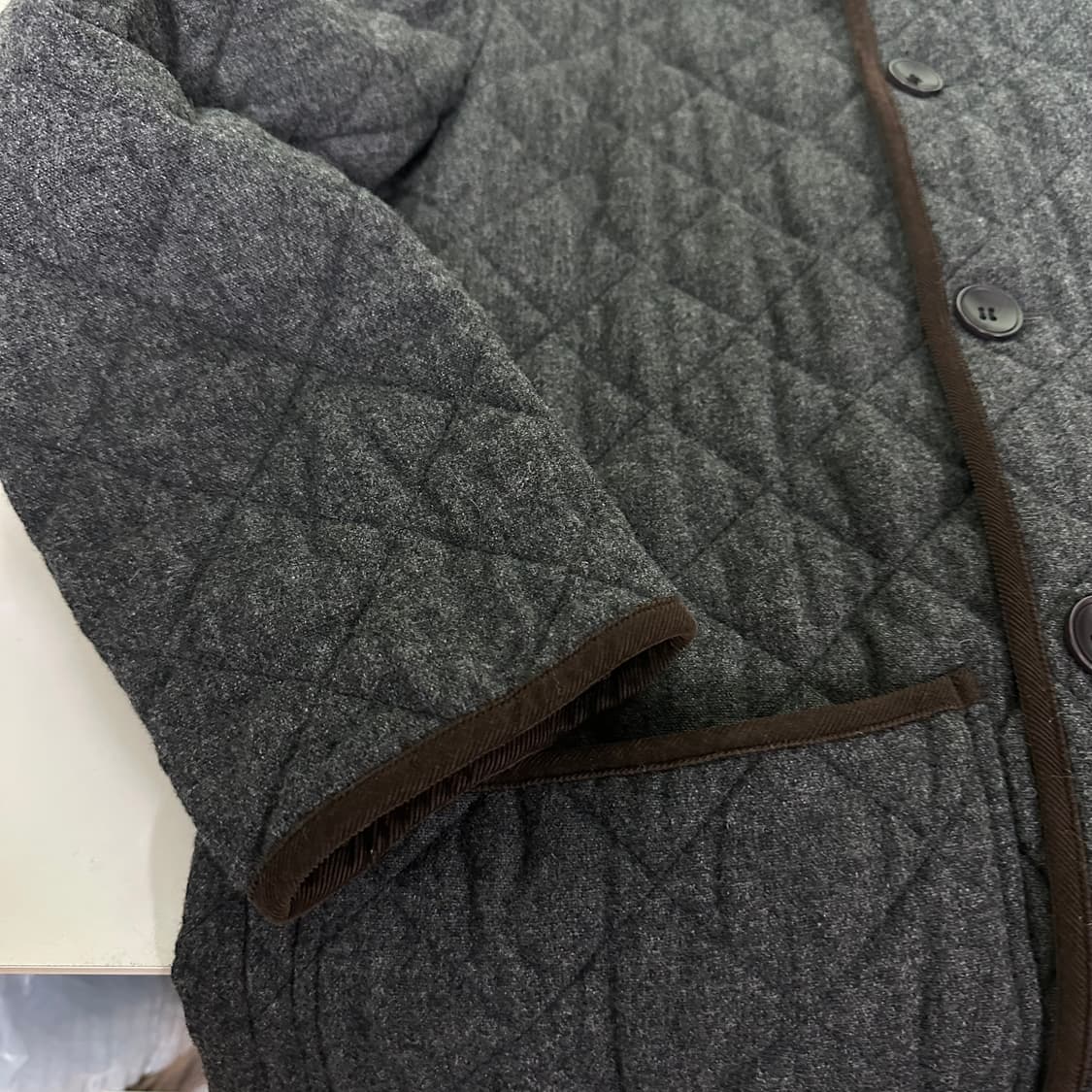 L 105 시리즈 진그레이 코듀로이카라 울 퀼팅자켓 상품이미지5