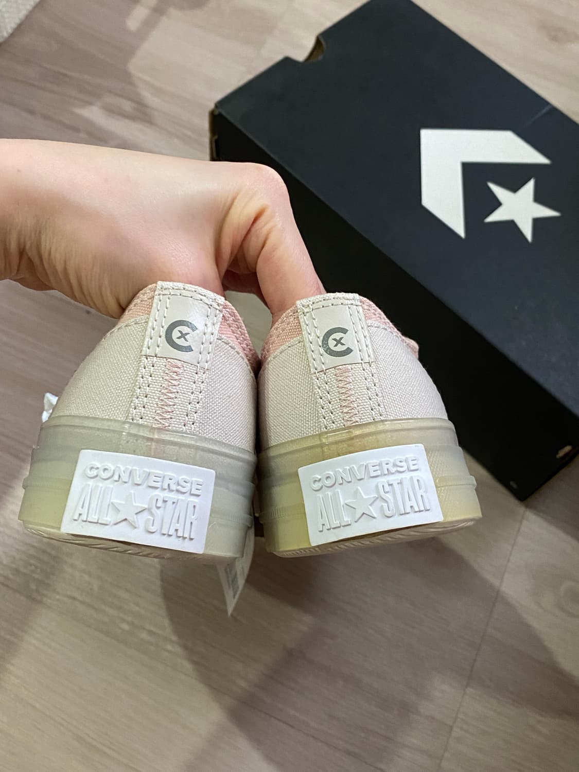 컨버스 연핑크 로우탑 240/5사이즈(새상품) 상품이미지3