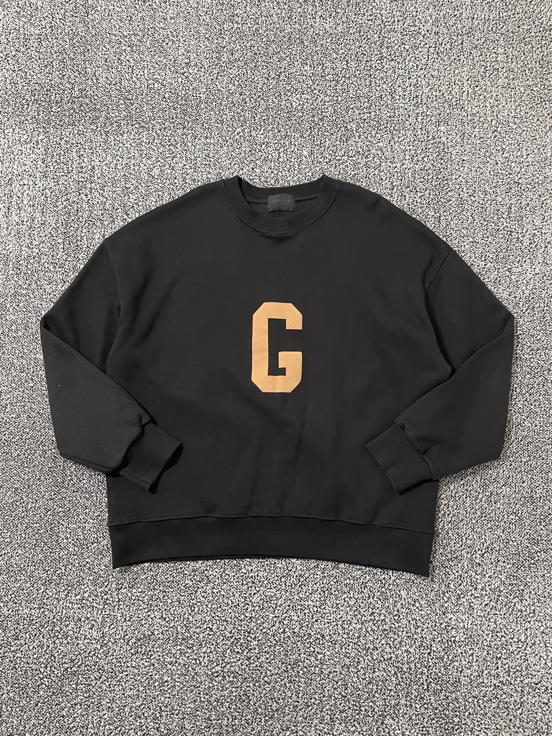 빈티지9. 피어오브갓 피오갓 빅 G 로고 크루넥 맨투맨 스웻셔츠 블랙 상품이미지1