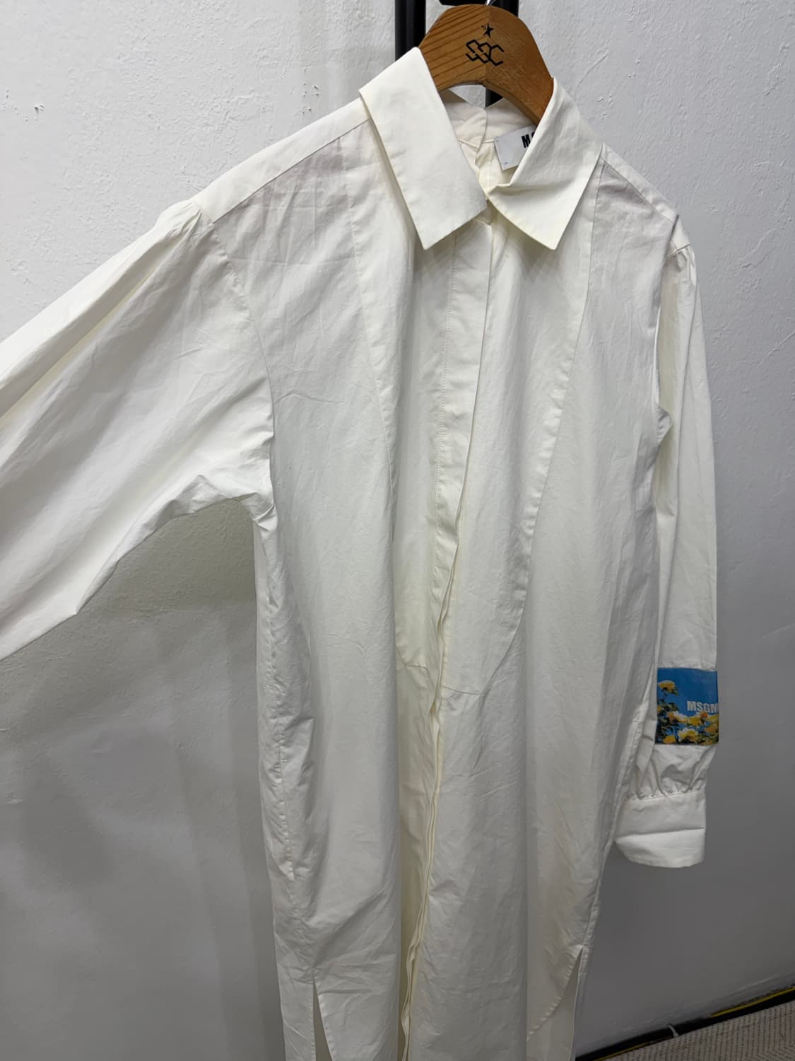 정품) MSGM 플라워 프린팅 화이트 셔츠 원피스 40(66) 상품이미지2