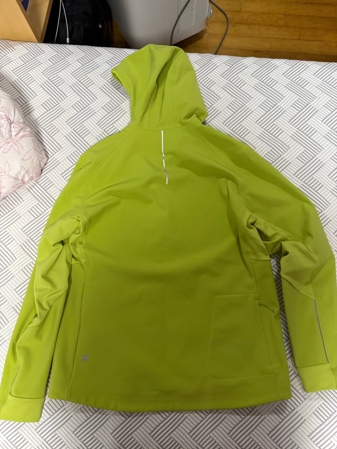 룰루레몬 크로스칠 자켓L 상품이미지2