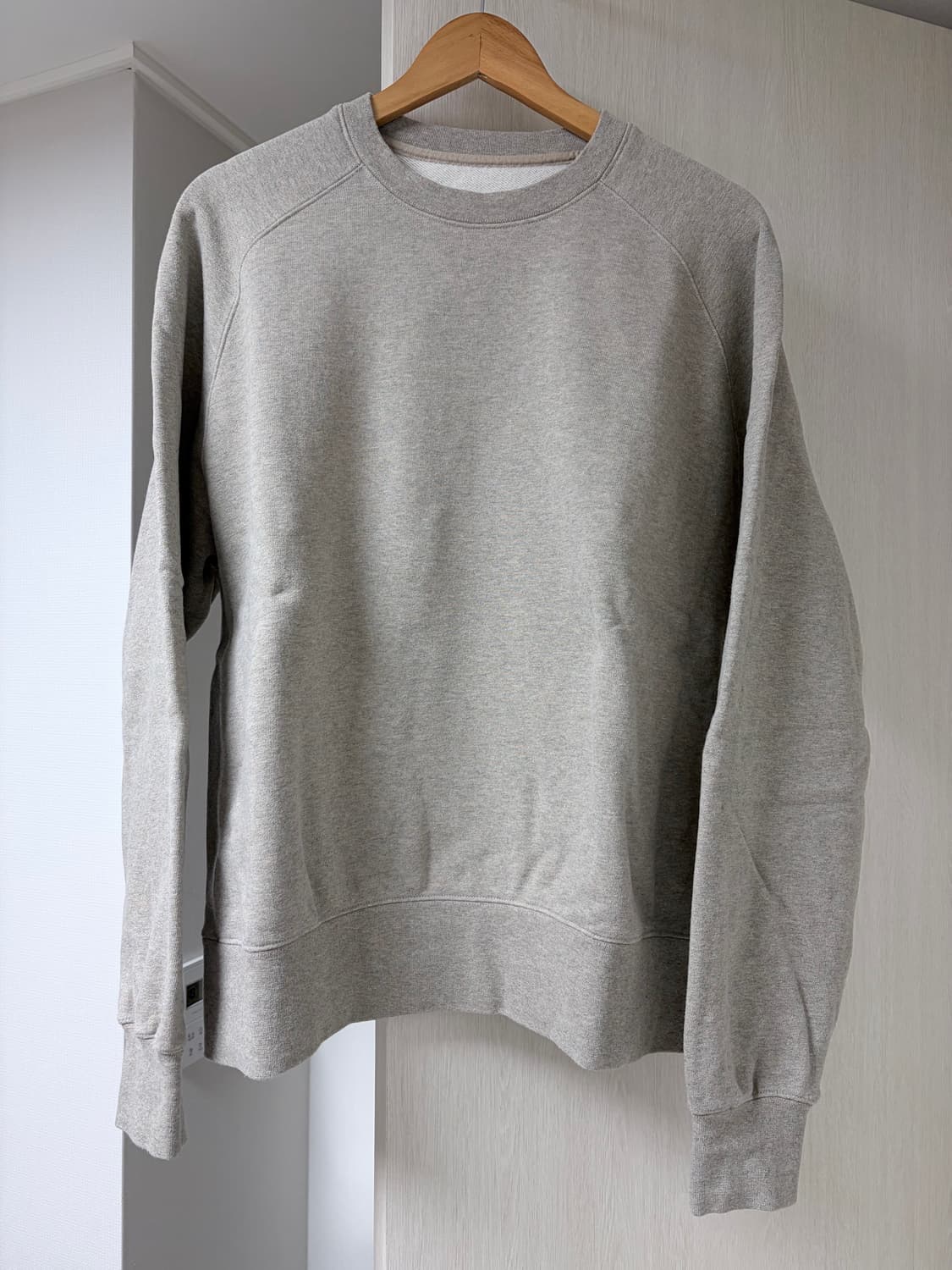 러프사이드 맨투맨 2 상품이미지1