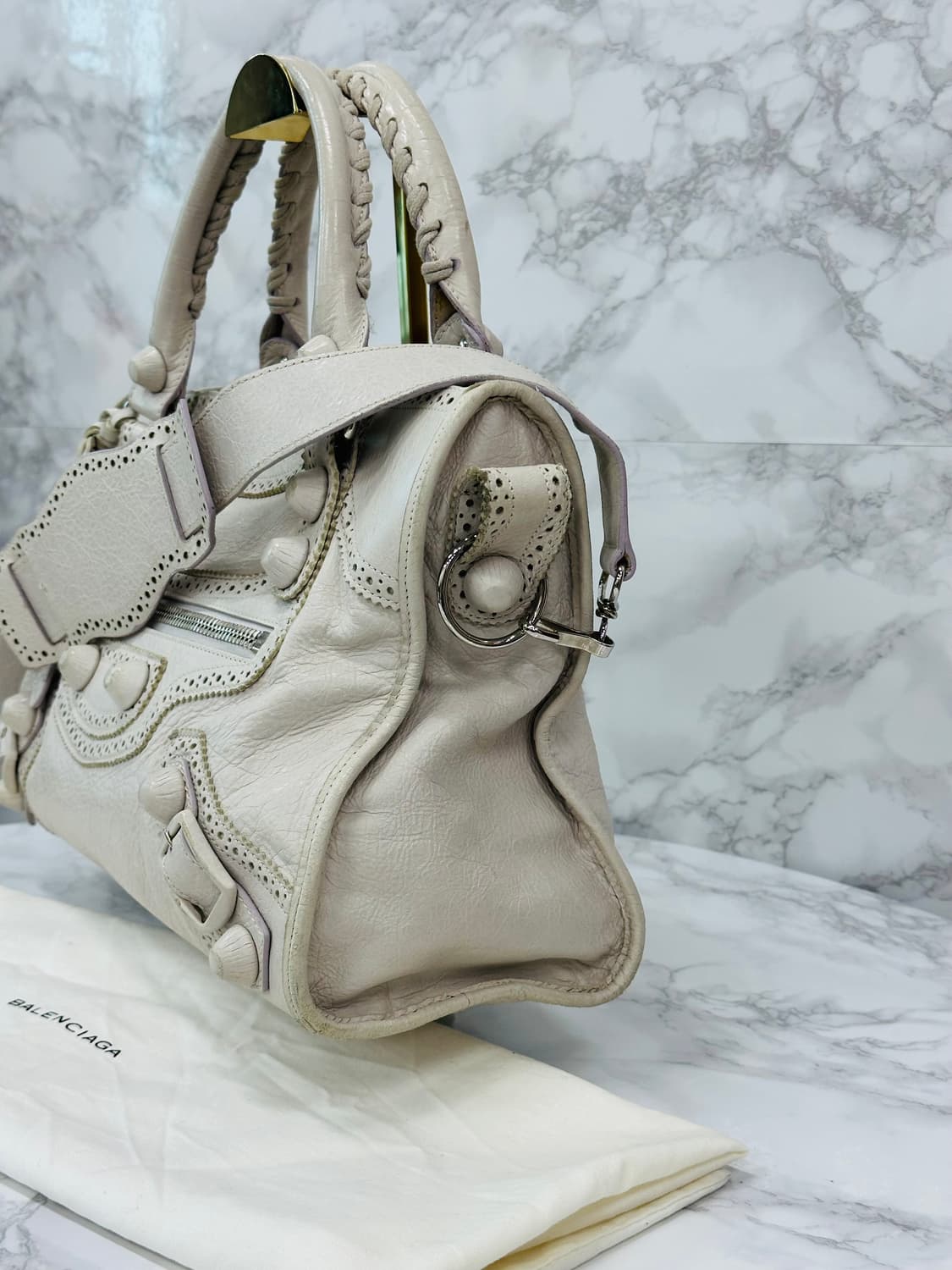 발렌시아가 모터 시티백 화이트 상품이미지4