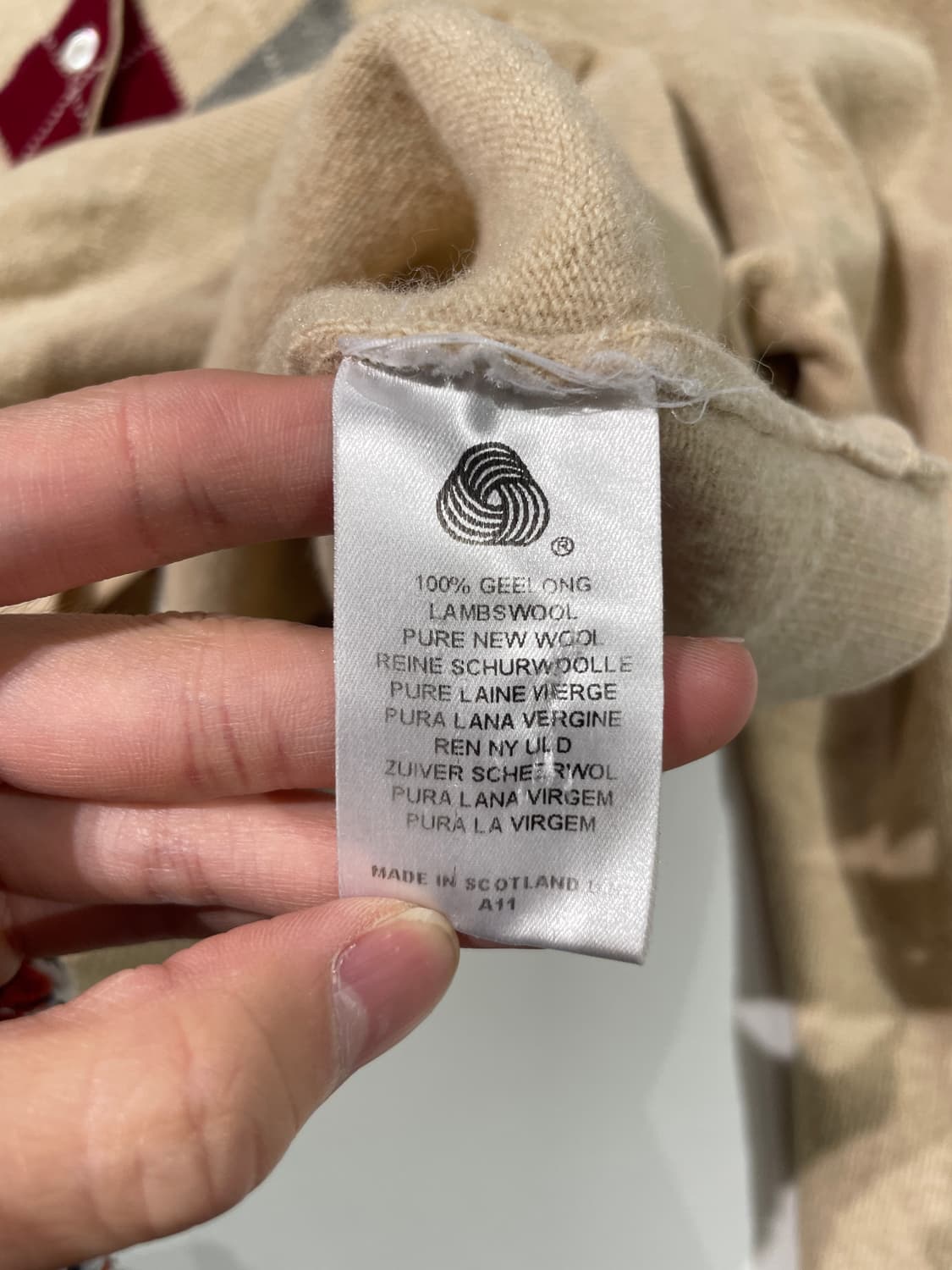 버버리 베이지 아가일 울 니트 가디건 상품이미지8