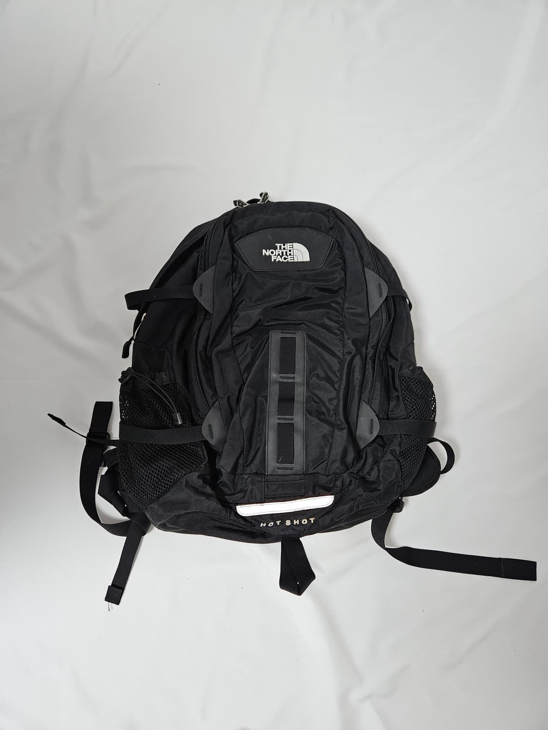 노스페이스 핫샷 백팩 가방 스포츠 트레일 블랙 28L 상품이미지2