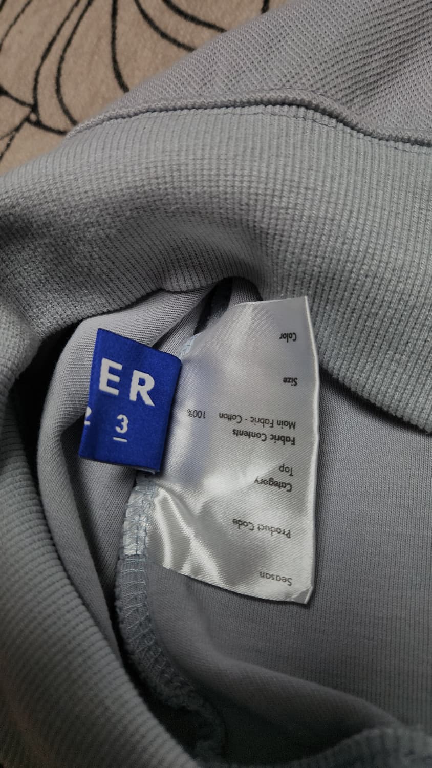 아더에러 세미오버핏 Rivet label hoodie 3사이즈105 상품이미지5