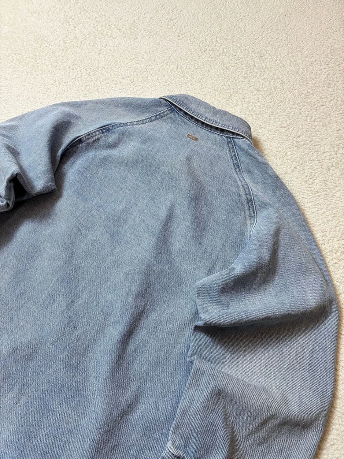 아르마니 익스체인지 커프스 디테일 데님 셔츠 PN6847 상품이미지6