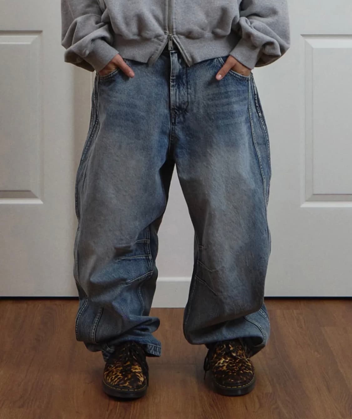 9999아카이브 (사이즈 3)테크니컬 커브드 데님팬츠 스카이블루  상품이미지4