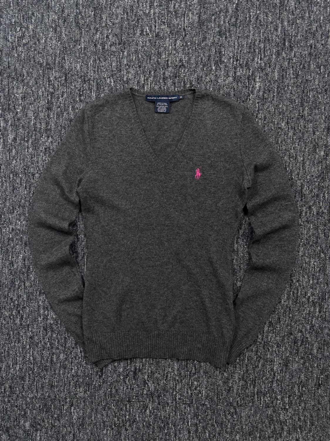 폴로 그레이 브이넥 니트 상품이미지2