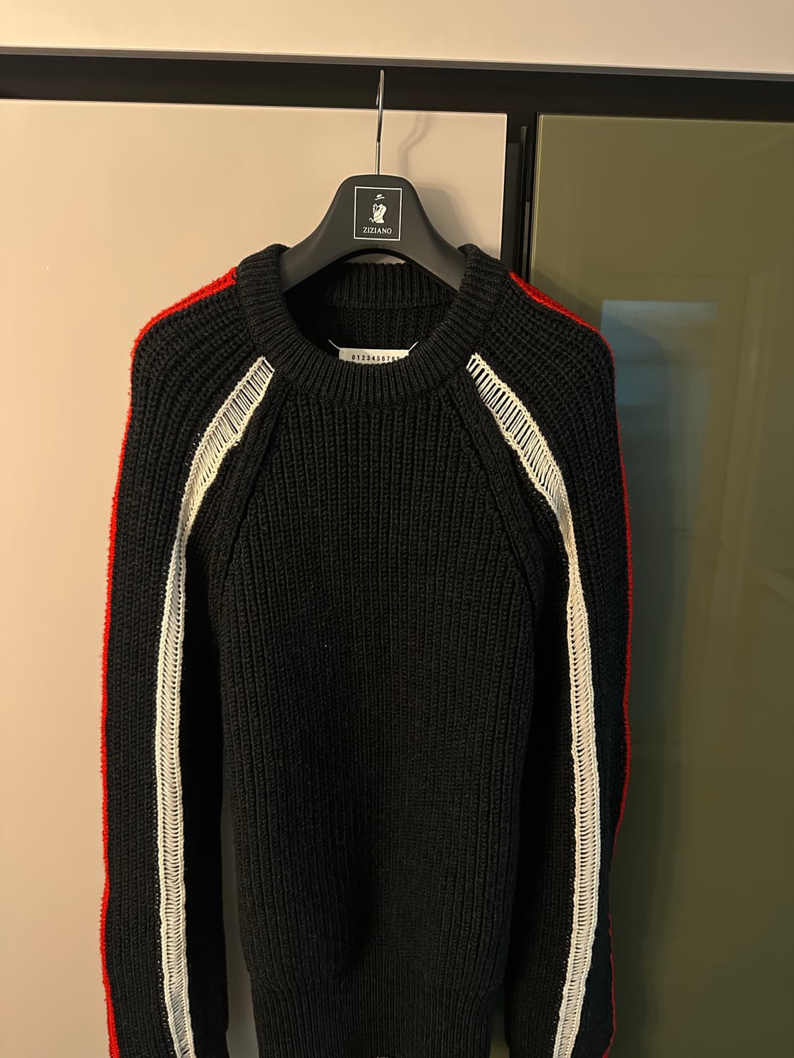 마르지엘라 래글런 니트 상품이미지1