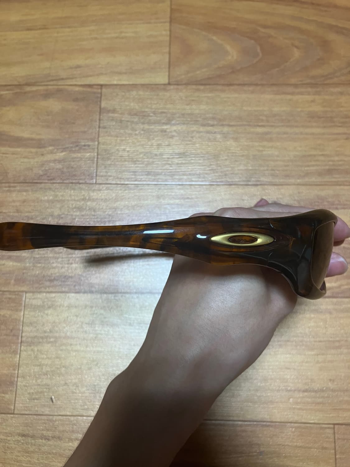 오클리 몬스터독 새렌즈 톨토이즈 상품이미지3