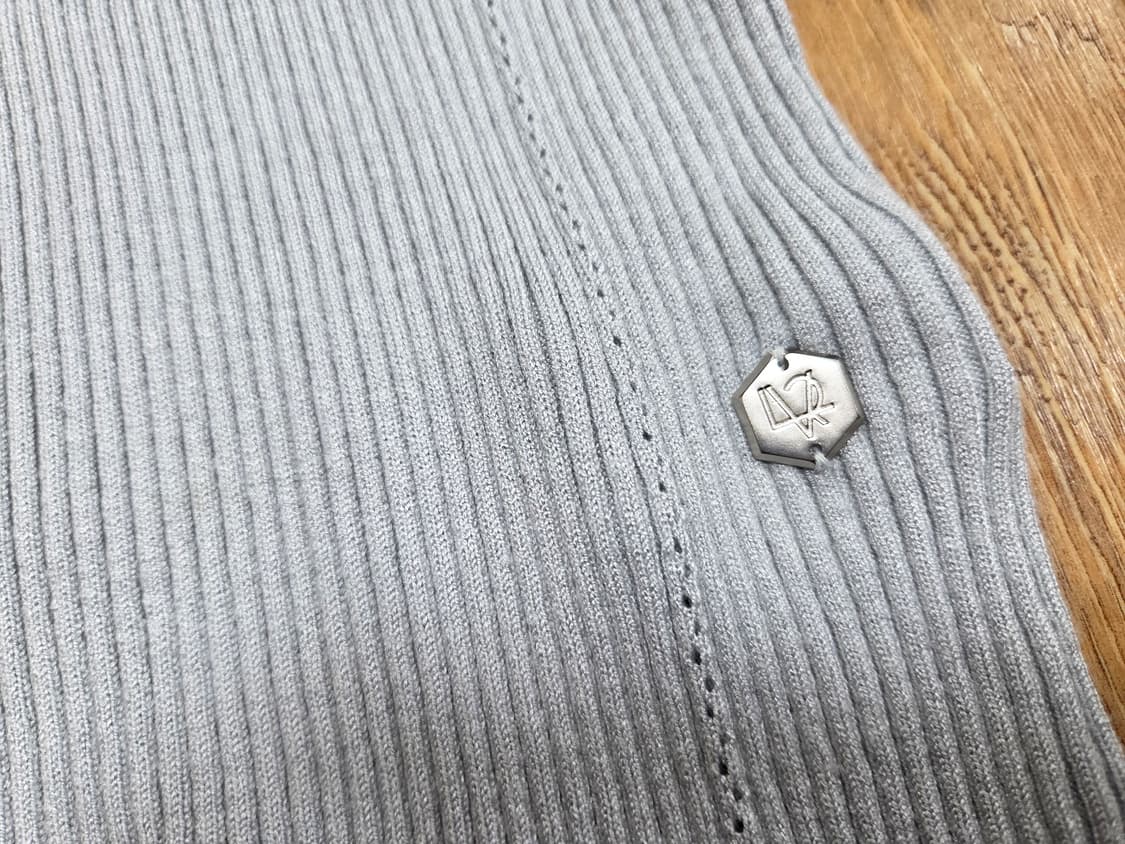 루에브르(LOEUVRE) 크로스 스트랩 니트탑 55 상품이미지8