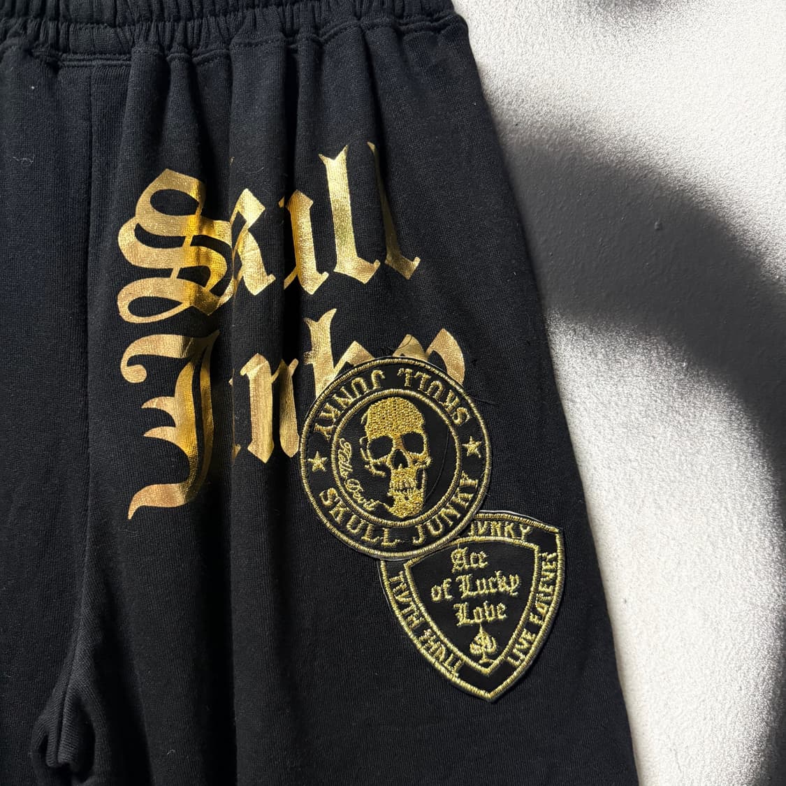 Skull Junky 스컬정키 프린팅 , 자수 디테일 펑크 와이드 반바지 상품이미지4