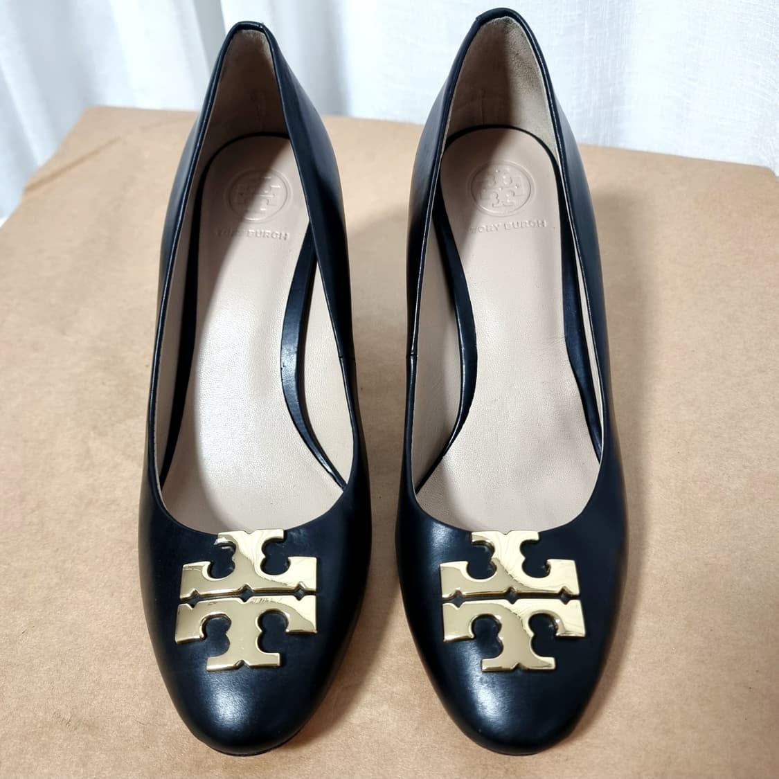 토리버치 가죽 레더 하이힐 펌프스 구두 슈즈 (6.5M/235) 상태최상 상품이미지2