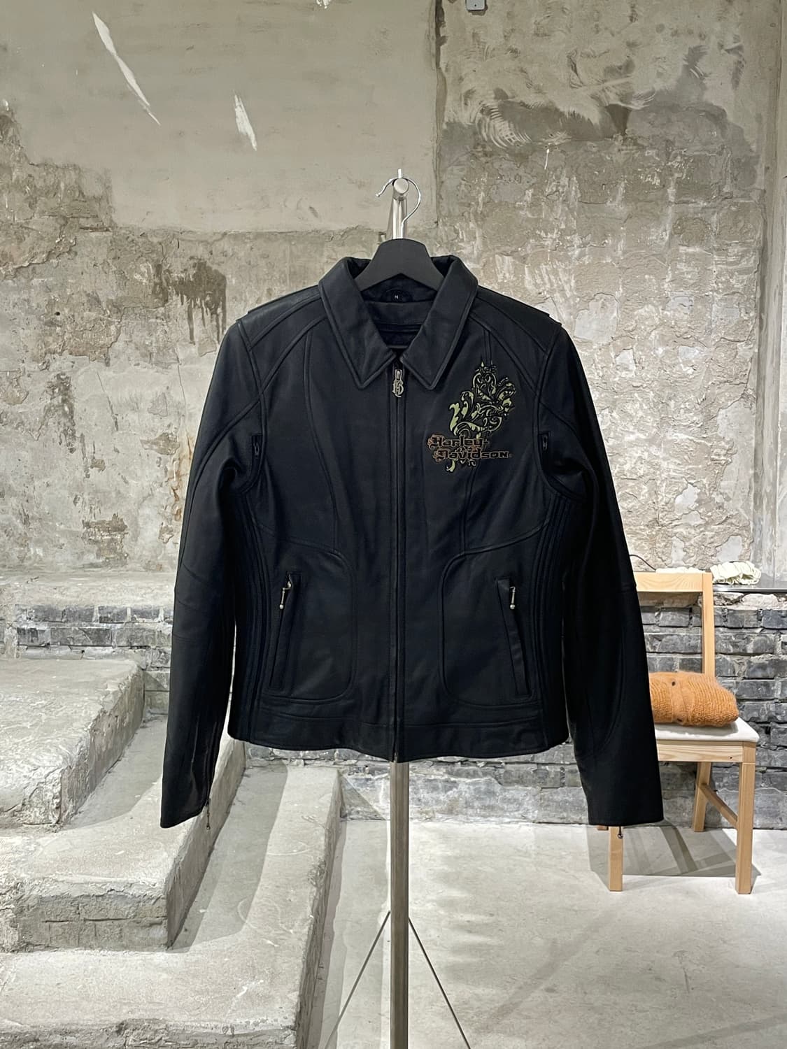 할리 데이비슨 우먼 블랙 레더 라이더 자켓 상품이미지2