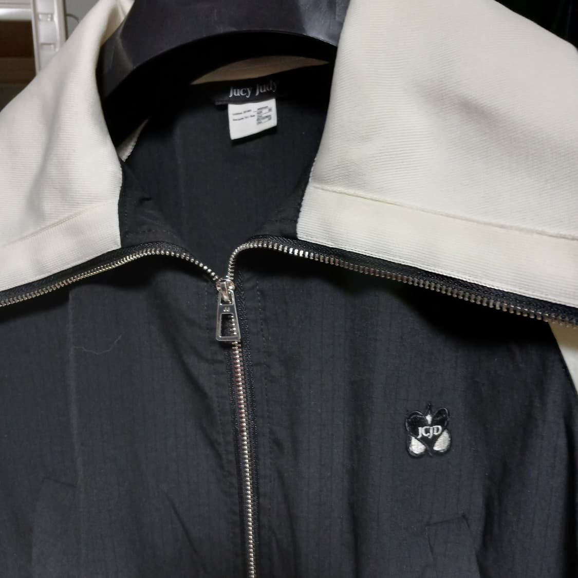 jucyjudy 쥬시쥬디 지퍼 나일론 바스락 바람막이 원피스 자켓 봄 상품이미지5