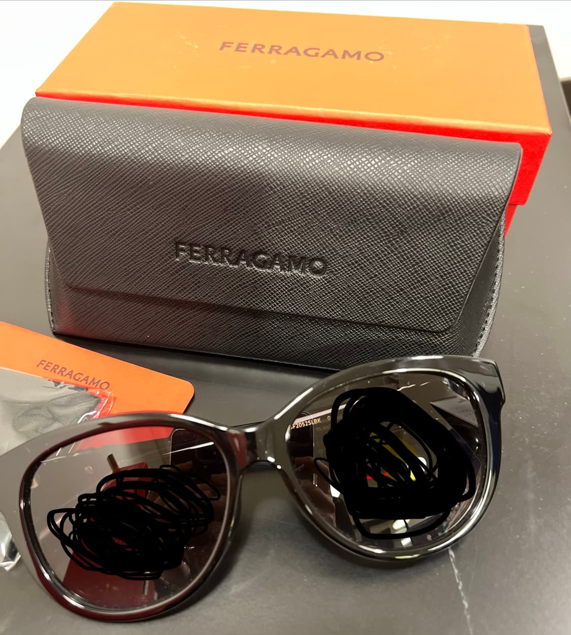 페레가모 선글라스 팝니다 상품이미지1