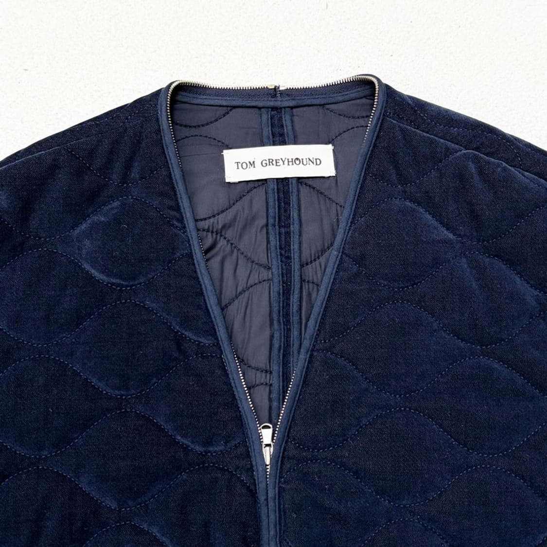 TOM GREYHOUND 네이비 퀼팅 자켓 S 상품이미지3