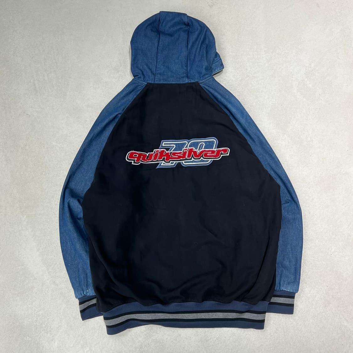 퀵실버 로고자수 후드집업 s09619 상품이미지2