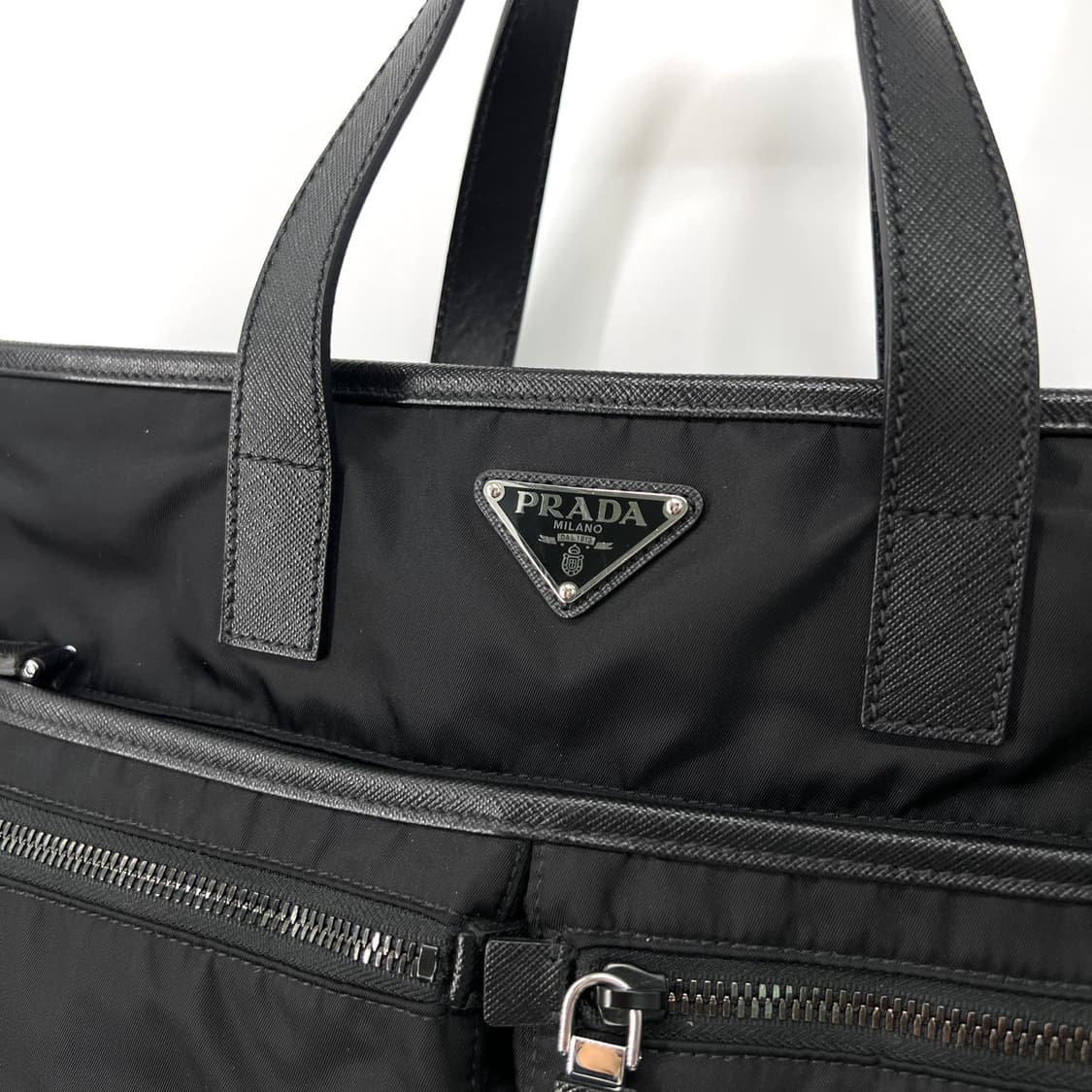 프라다 리나일론 삼각로고 토트백 & 숄더백 블랙 (2VG860) 상품이미지5