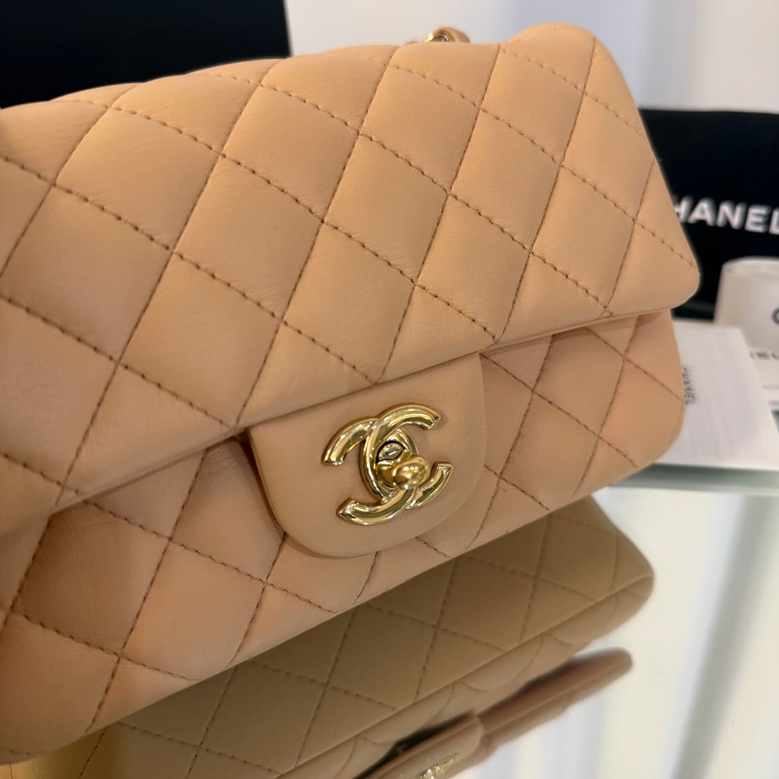 샤넬 A69900 클래식 뉴미니 플랩백 상품이미지9