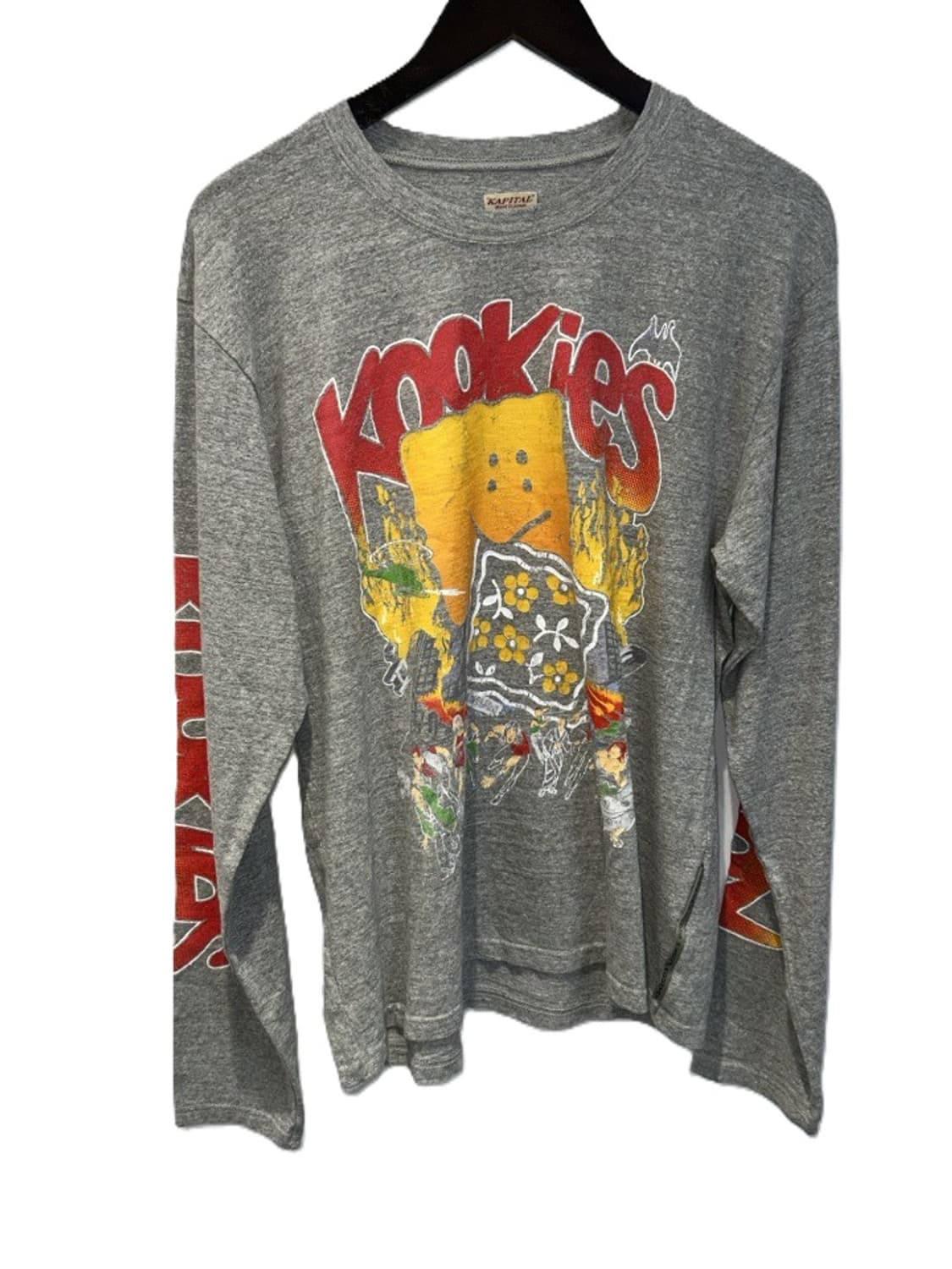 캐피탈 쿠키스 그래픽 롱슬리브 티셔츠 상품이미지1