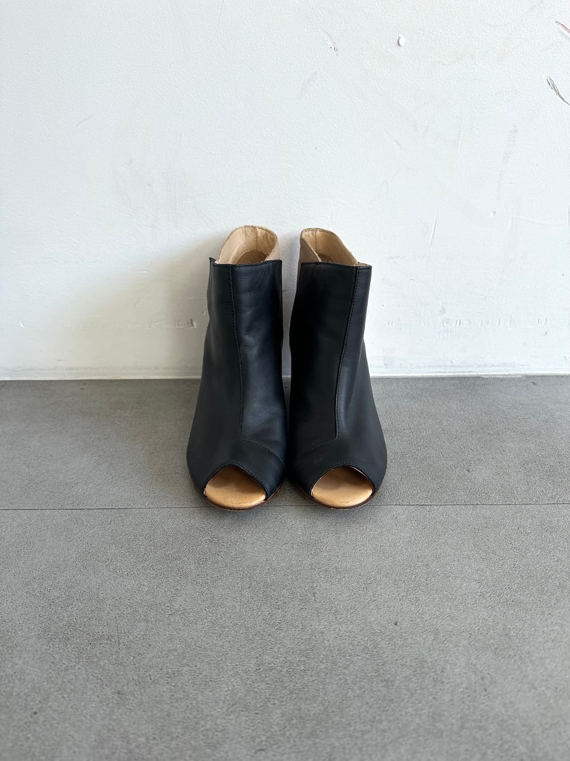 메종 마르지엘라 MM6 블랙 베이지 웨지 부츠 상품이미지2