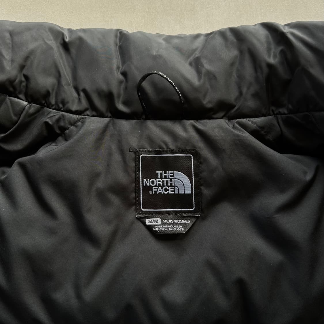 [M]노스페이스 해외판 눕시 700 스몰로고 경량 패딩 상품이미지6
