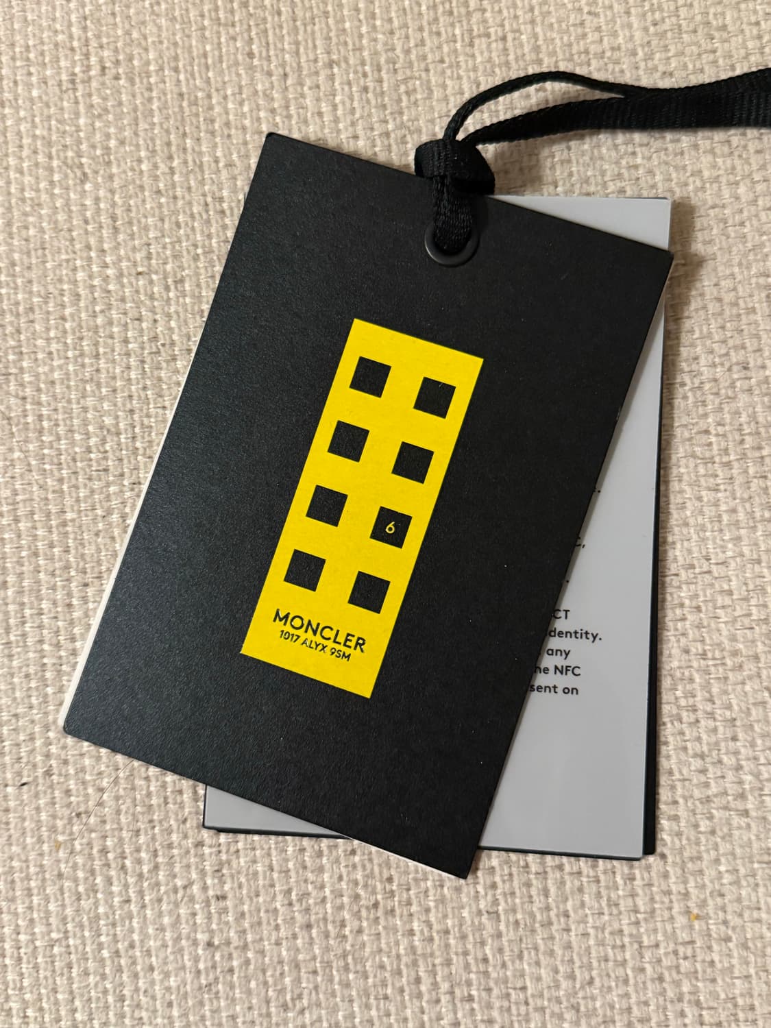 몽클레어 알릭스 1017 9SM 나일론 길렛 다운 상품이미지5