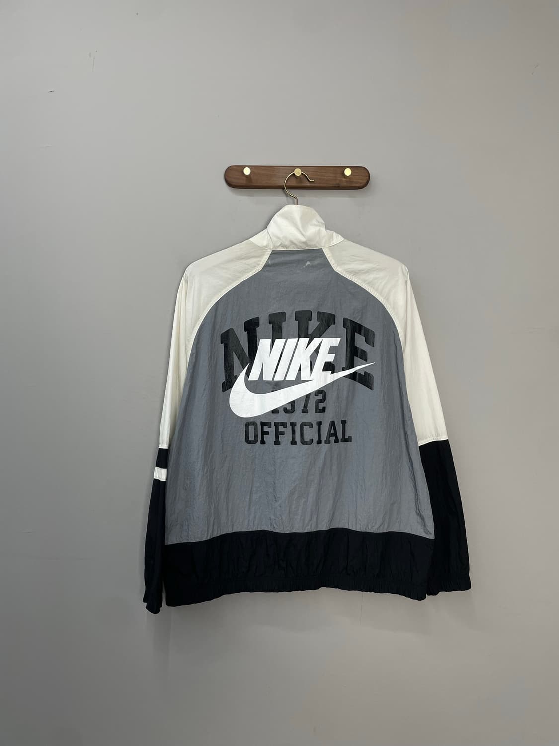 나이키 그레이 블랙 언라인드 프린팅 바람막이 H945 상품이미지4