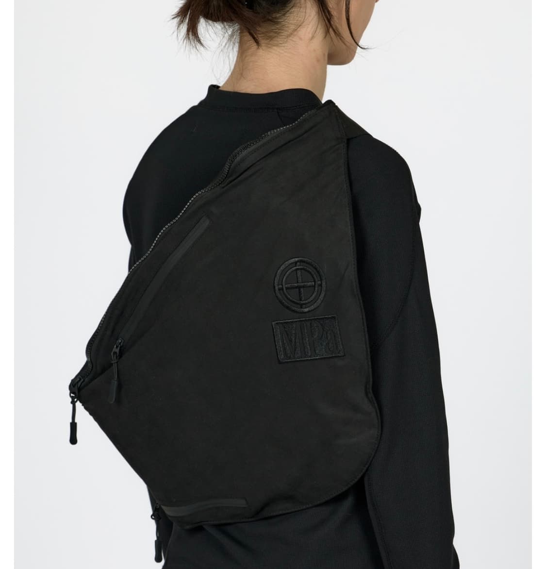 구매) MPa utility sling bag 플라스틱프로덕트 상품이미지2